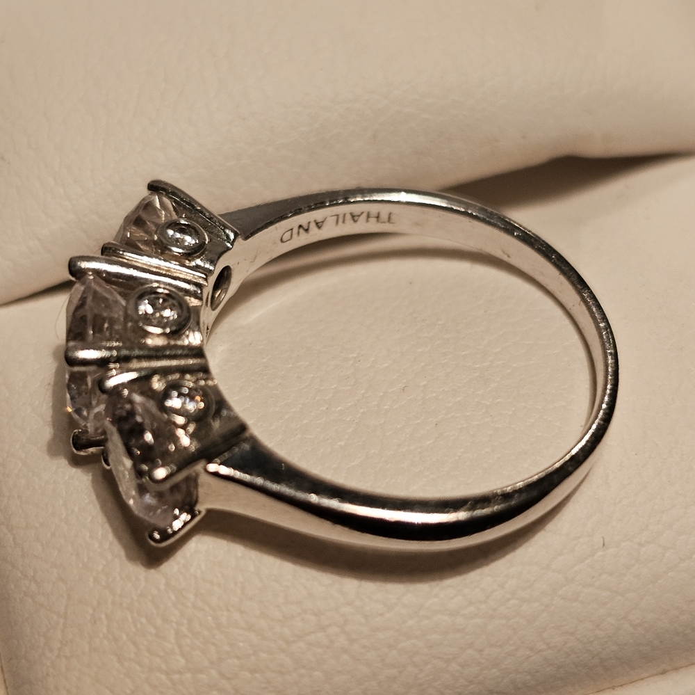 Sterling Ring - Picture 5 of 8